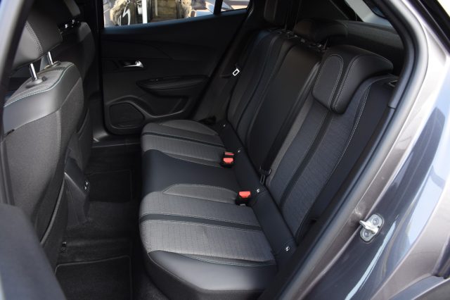 PEUGEOT 2008 usata, con Boardcomputer