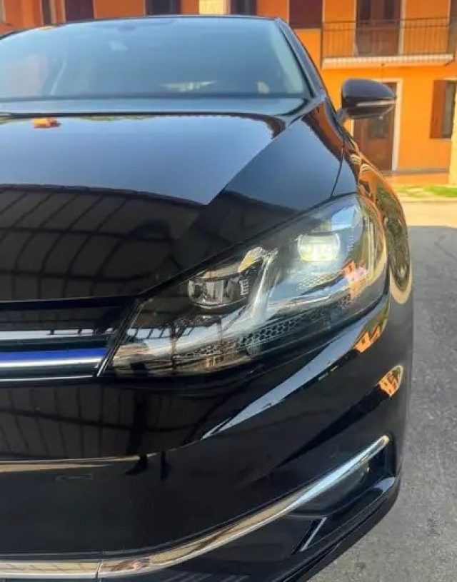 VOLKSWAGEN Golf usata, con Airbag Passeggero