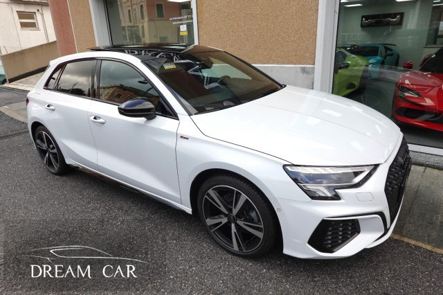 AUDI A3 usata, con Autoradio