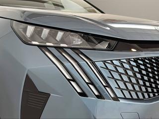 PEUGEOT 3008 usata, con Volante multifunzione