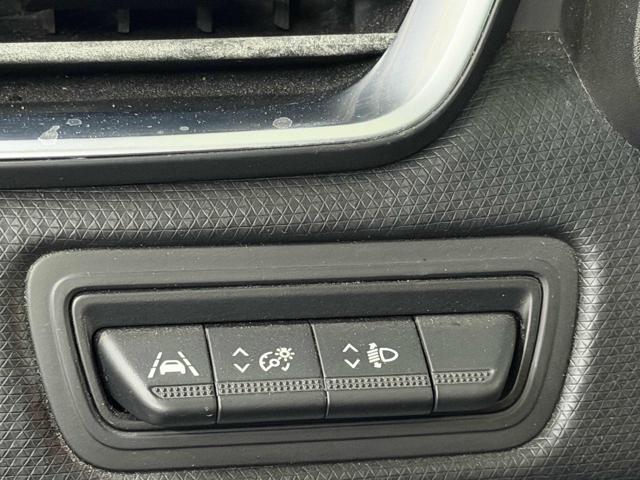 RENAULT Clio usata, con Airbag testa