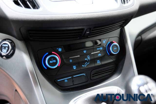 FORD Kuga usata, con Specchietti laterali elettrici