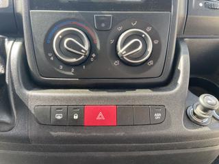 PEUGEOT Boxer usata 17
