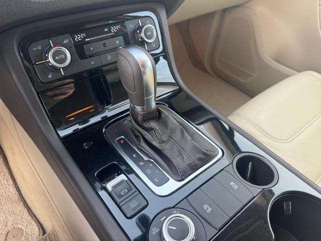 VOLKSWAGEN Touareg usata, con Cruise Control