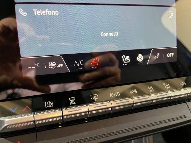 RENAULT Captur usata, con Park Distance Control