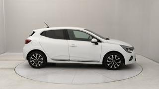 RENAULT Clio usata, con Autoradio