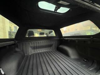 VOLKSWAGEN Amarok usata, con Specchietti laterali elettrici