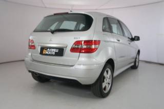 MERCEDES-BENZ B 180 usata, con Airbag