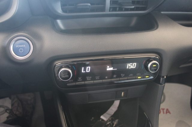 TOYOTA Yaris usata, con Sensore di luce