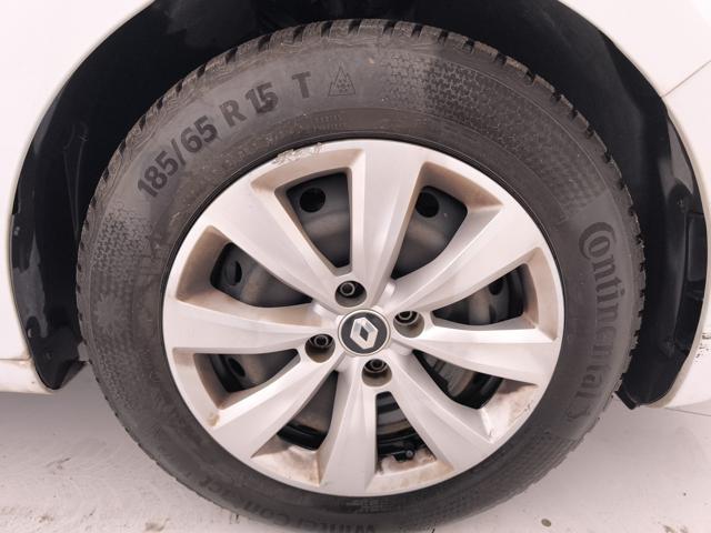 RENAULT Clio usata, con Luci diurne