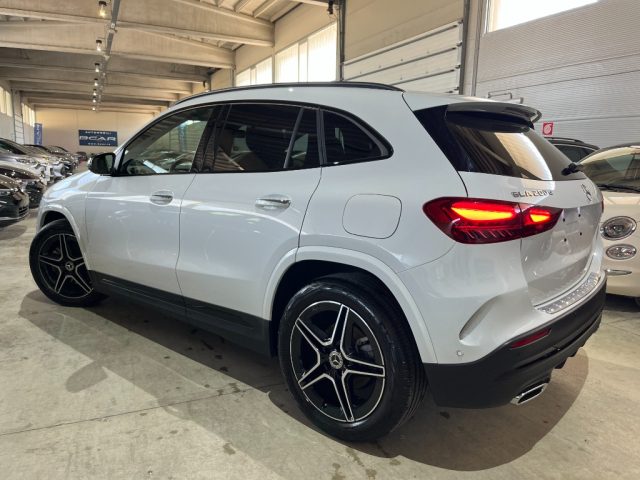 MERCEDES-BENZ GLA 200 usata, con Autoradio