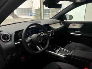 MERCEDES-BENZ GLA 180 usata, con Controllo elettronico della corsia