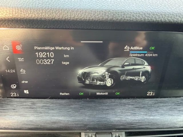 ALFA ROMEO Stelvio usata, con Regolazione elettrica sedili