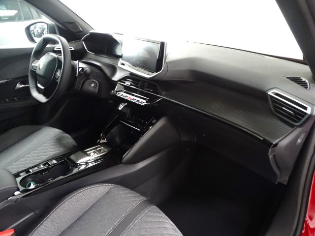 PEUGEOT 2008 usata, con Sedile posteriore sdoppiato