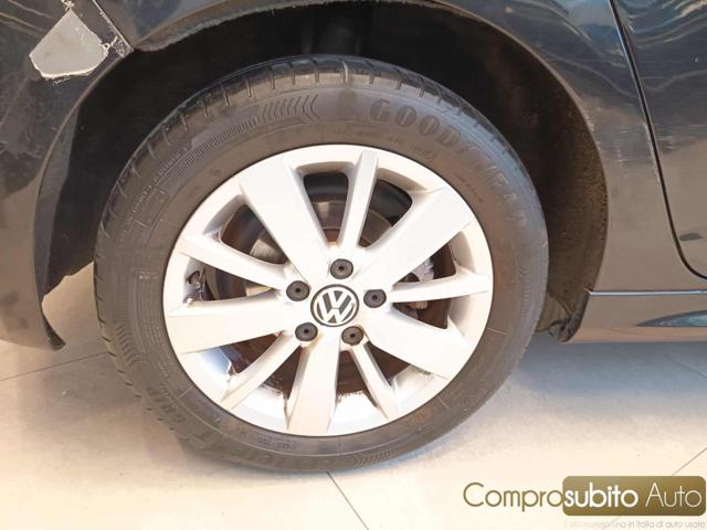 VOLKSWAGEN Golf usata, con Airbag testa