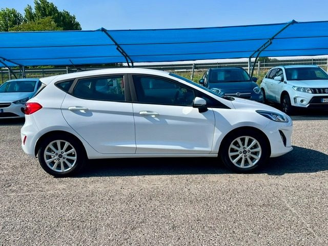 FORD Fiesta usata, con Autoradio