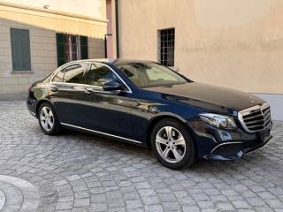 MERCEDES-BENZ E 220 usata, con Airbag laterali