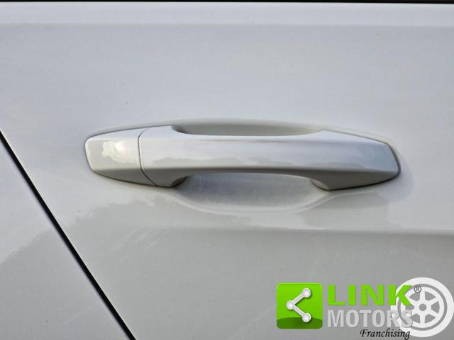 VOLKSWAGEN Golf usata, con Bracciolo
