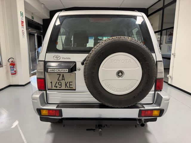 TOYOTA Land Cruiser usata, con Chiusura centralizzata