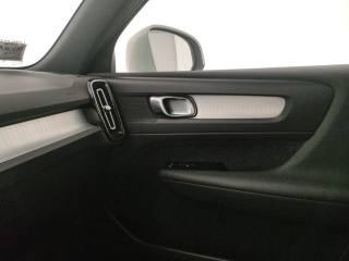 VOLVO XC40 usata, con Controllo elettronico della corsia