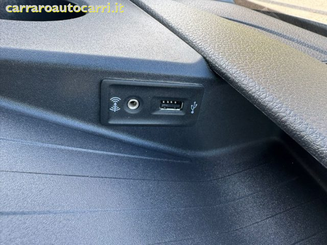 VOLKSWAGEN Crafter usata, con Android Auto