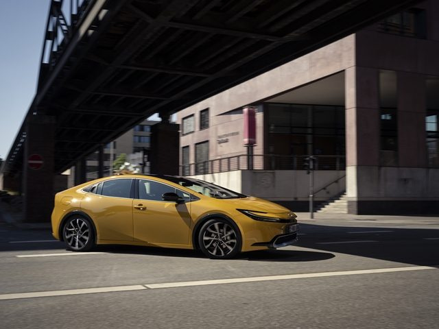 TOYOTA Prius usata, con ABS