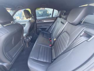 ALFA ROMEO Stelvio usata, con Autoradio
