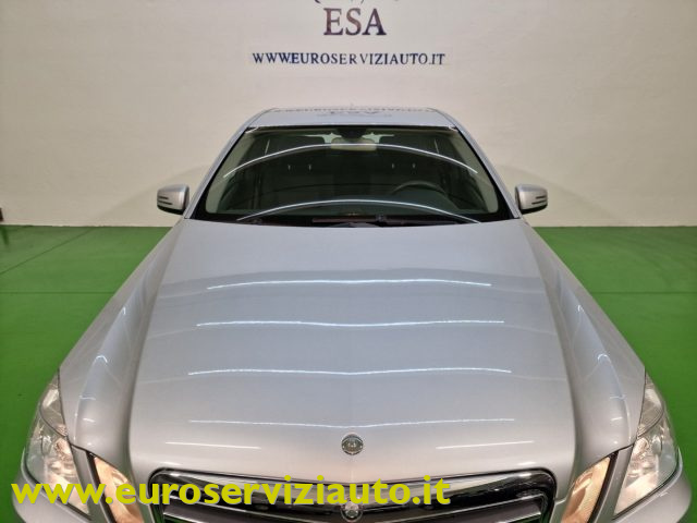 MERCEDES-BENZ E 220 usata 50