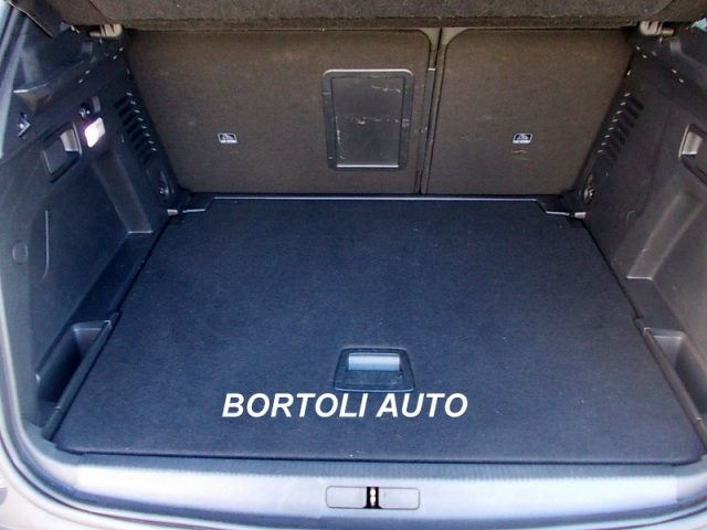 PEUGEOT 3008 usata, con Climatizzatore