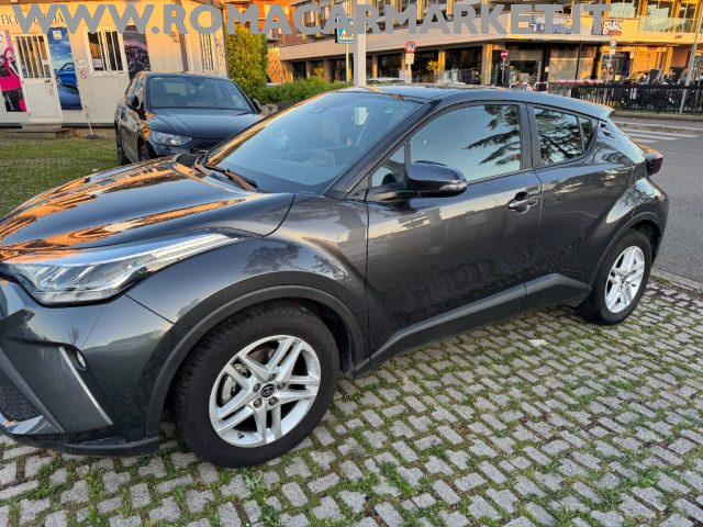 TOYOTA C-HR usata, con Sistema di navigazione