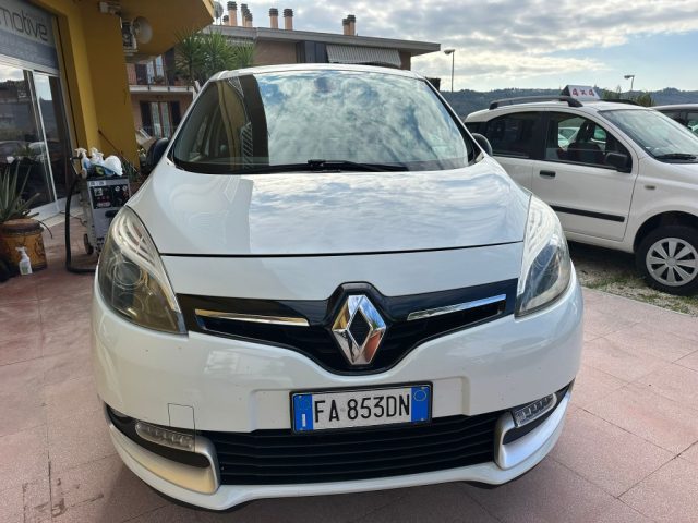 RENAULT Scenic usata, con Airbag