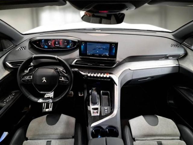 PEUGEOT 3008 usata, con Cerchi in lega