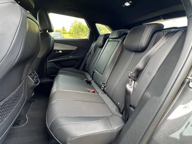PEUGEOT 3008 usata, con Sistema di navigazione