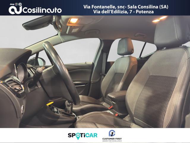 OPEL Astra usata, con Controllo automatico clima