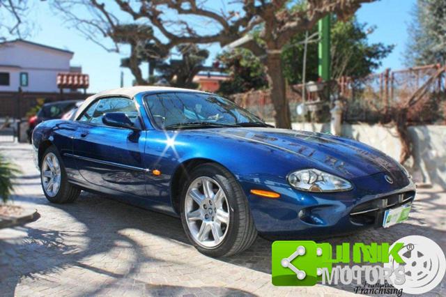 JAGUAR XK8 usata, con Bracciolo