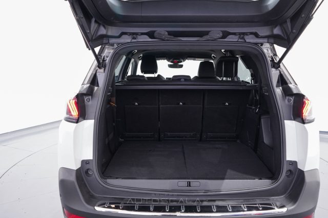 PEUGEOT 5008 usata 38