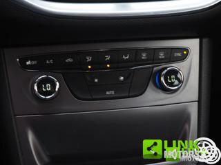 OPEL Astra usata, con Bluetooth