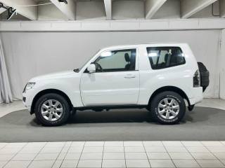 MITSUBISHI Pajero usata, con Airbag