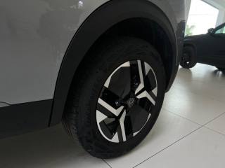 PEUGEOT 2008 usata, con Touch screen