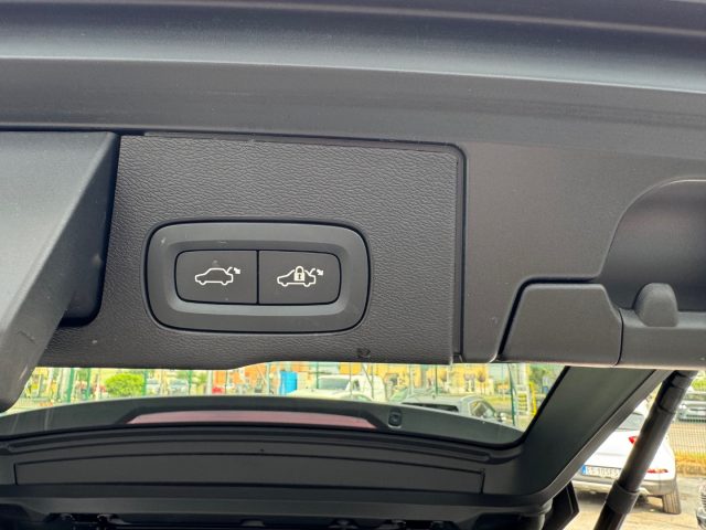 VOLVO XC60 usata, con Interni in pelle