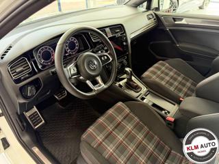 VOLKSWAGEN Golf GTI usata, con Autoradio
