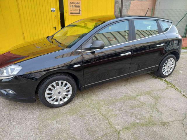 LANCIA Delta usata, con Airbag