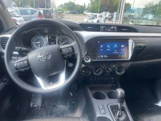 TOYOTA Hilux usata, con Autoradio digitale