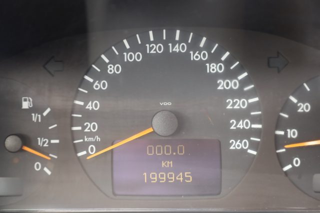 MERCEDES-BENZ CLK 200 usata, con Airbag posteriore