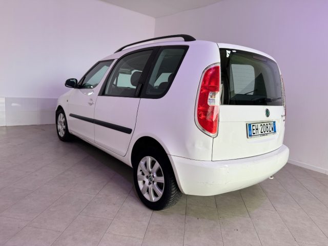 SKODA Roomster usata 9