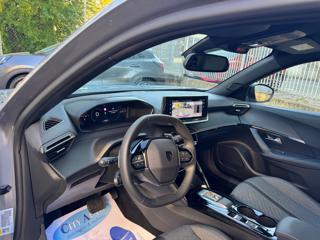 PEUGEOT 2008 usata, con Autoradio