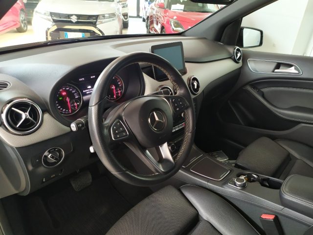MERCEDES-BENZ B 180 usata, con Cerchi in lega