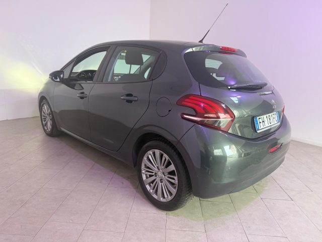 PEUGEOT 208 usata 9