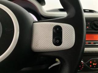 RENAULT Twingo usata 18