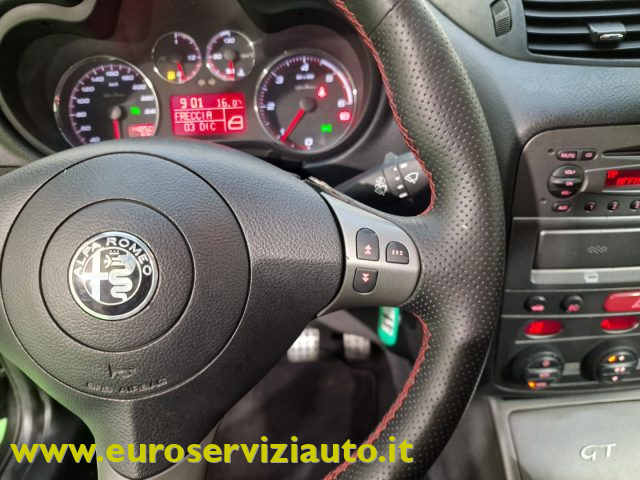 ALFA ROMEO GT usata 27